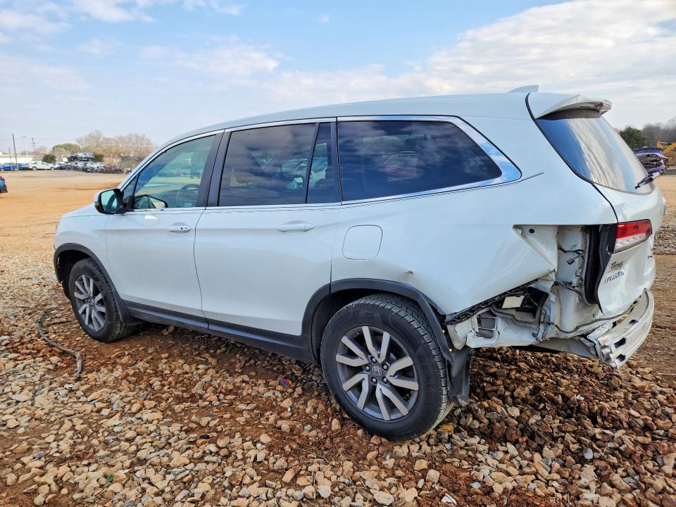 Photo 2 from auction – 2021 HONDA PILOT with VIN 5FNYF5H55MB043030
