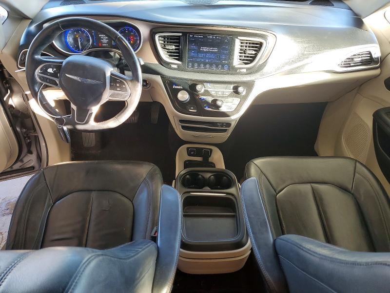 Photo 8 from auction – 2017 CHRYSLER PACIFICA T with VIN 2C4RC1BG9HR534775