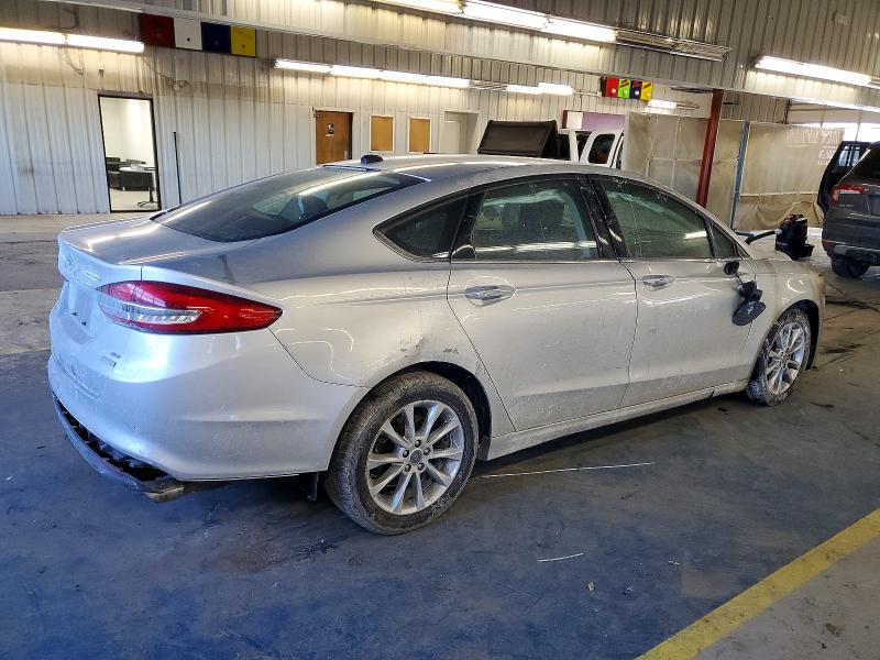 Zdjęcie 3 z aukcji – 2017 FORD FUSION z VIN 3FA6P0HD4HR298860