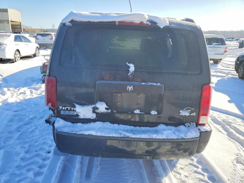 Photo 6 from auction – 2007 DODGE NITRO SXT with VIN 1D8GU28K27W663731