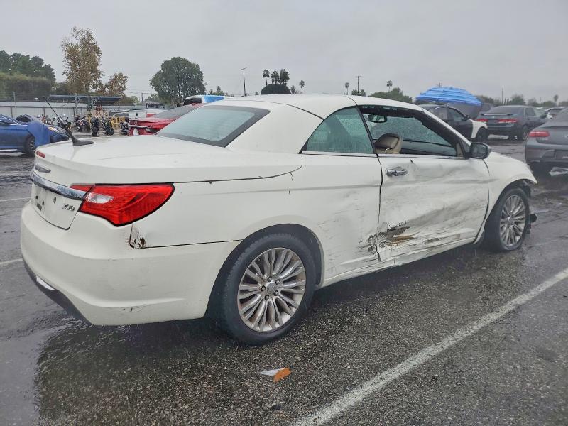 Photo 3 from auction – 2011 CHRYSLER 200 LIMITE with VIN 1C3BC7EG2BN529295