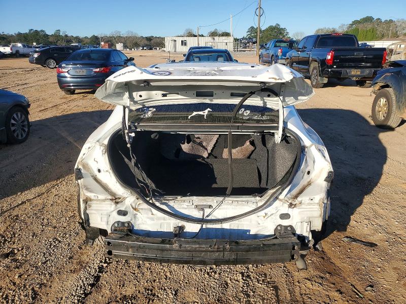 Photo 6 from auction – 2016 HONDA CIVIC LX with VIN 2HGFC4B04GH316255