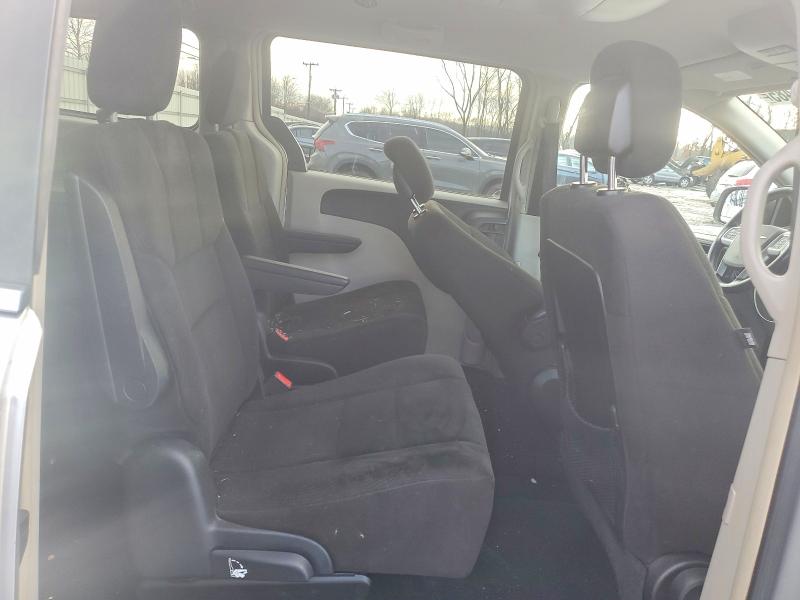 Photo 11 from auction – 2012 CHRYSLER TOWN & COU with VIN 2C4RC1BG1CR150997