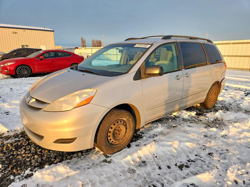Photo 1 from auction – 2010 TOYOTA SIENNA CE with VIN 5TDKK4CC8AS307494