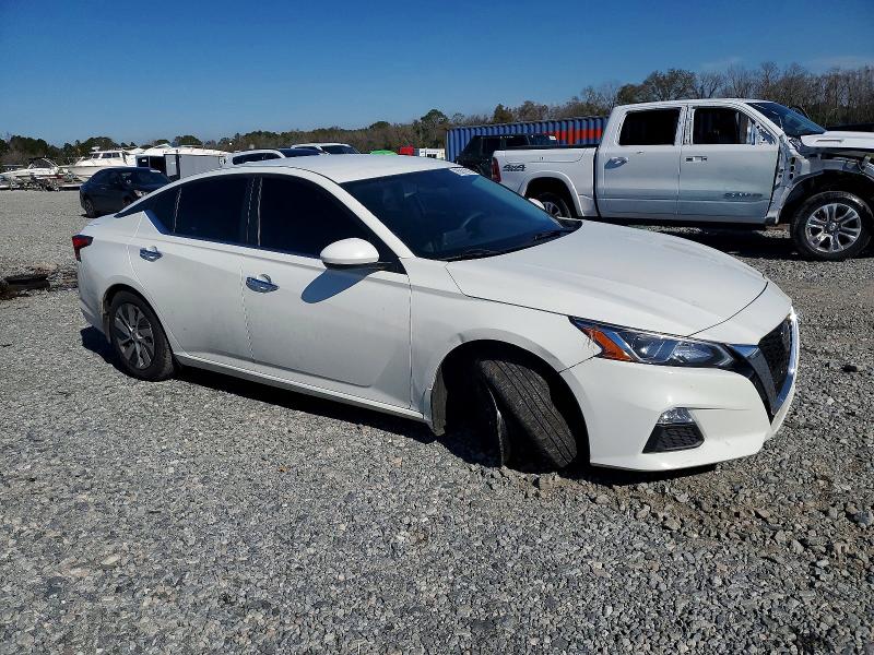 Photo 4 from auction – 2019 NISSAN ALTIMA with VIN 1N4BL4BV8KC159257