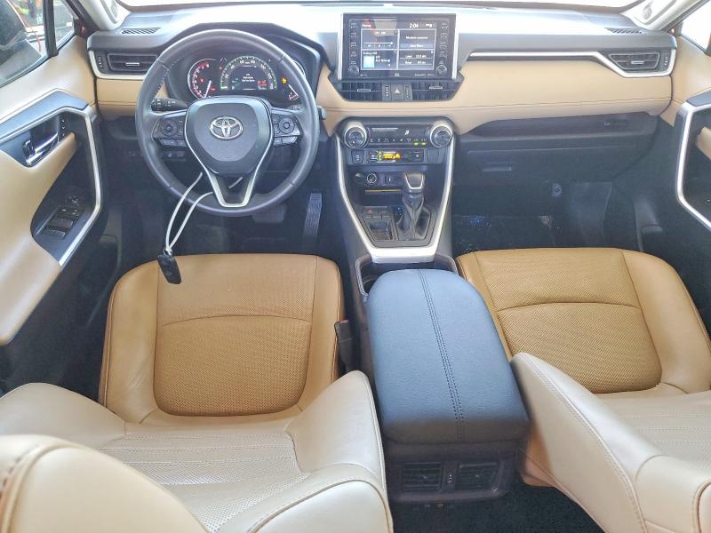 Photo 8 from auction – 2020 TOYOTA RAV4 LIMIT with VIN 2T3Y1RFV6LC074094