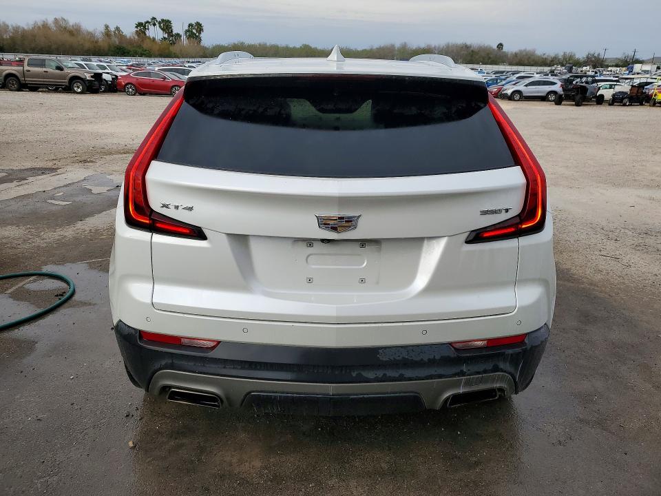 Photo 6 from auction – 2022 CADILLAC XT4 with VIN 1GYFZCR40NF105398
