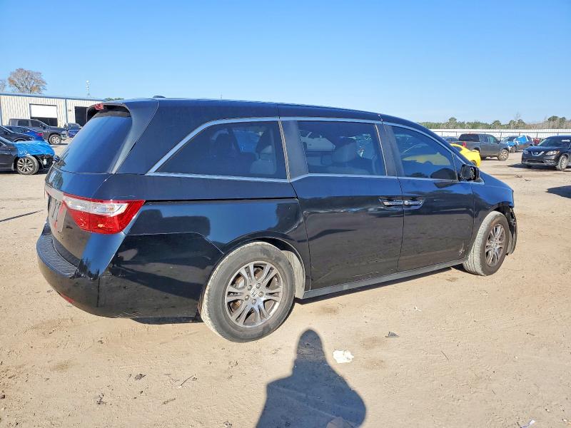 Photo 3 from auction – 2012 HONDA ODYSSEY EX with VIN 5FNRL5H60CB097498