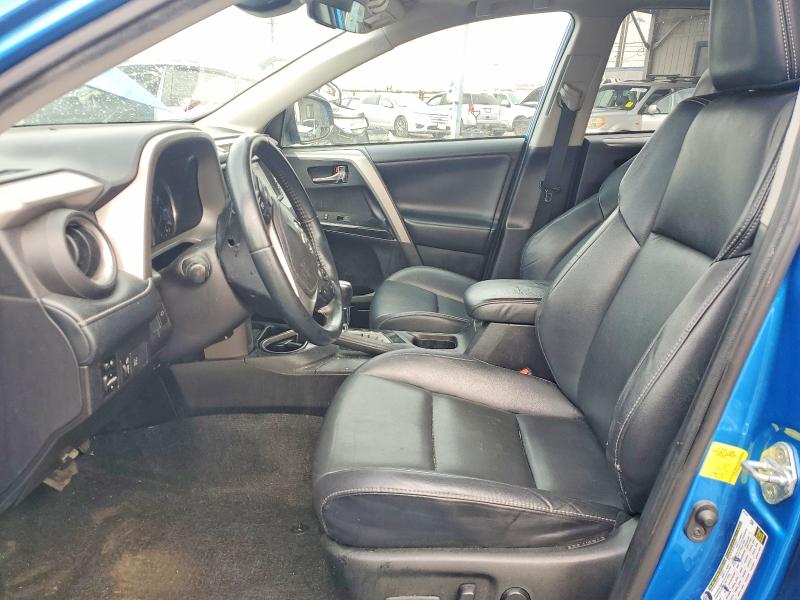 Photo 7 from auction – 2018 TOYOTA RAV4 with VIN 2T3YFREV9JW470244