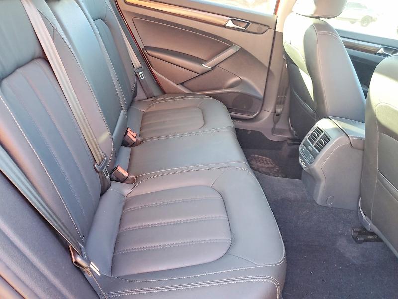 Photo 10 from auction – 2020 VOLKSWAGEN PASSAT with VIN 1VWCA7A36LC026033