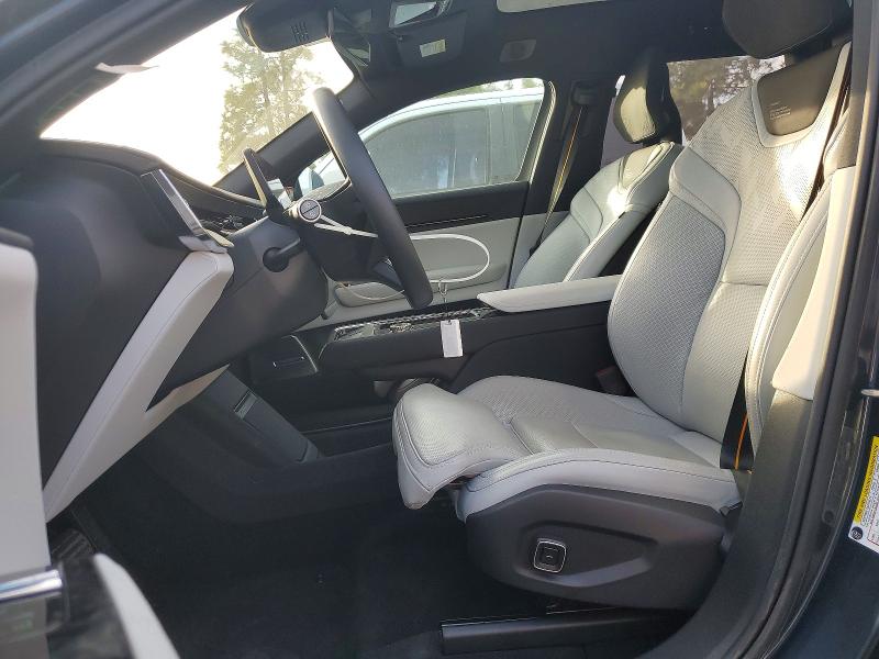 Photo 7 from auction – 2025 POLESTAR 3 with VIN 7SYEA3YBXSG028367