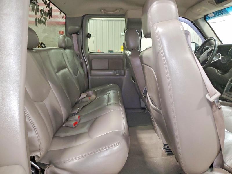 Photo 10 from auction – 2004 GMC SIERRA K25 with VIN 1GTHK29234E336618