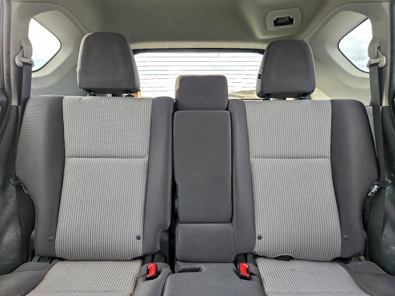 Photo 10 from auction – 2015 TOYOTA RAV4 with VIN 2T3BFREV2FW300899