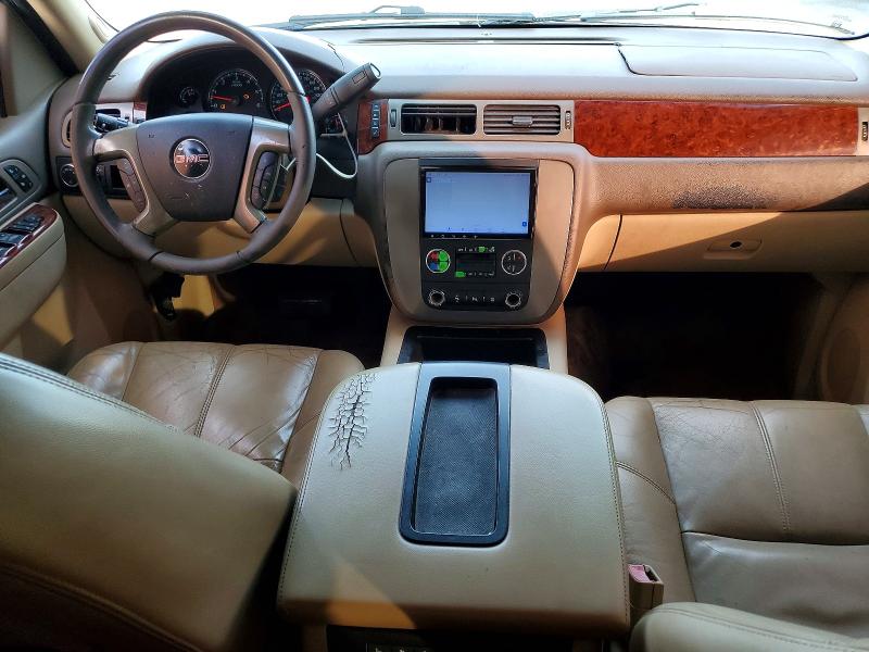 Photo 8 from auction – 2011 GMC YUKON XL C with VIN 1GKS1KE09BR311925
