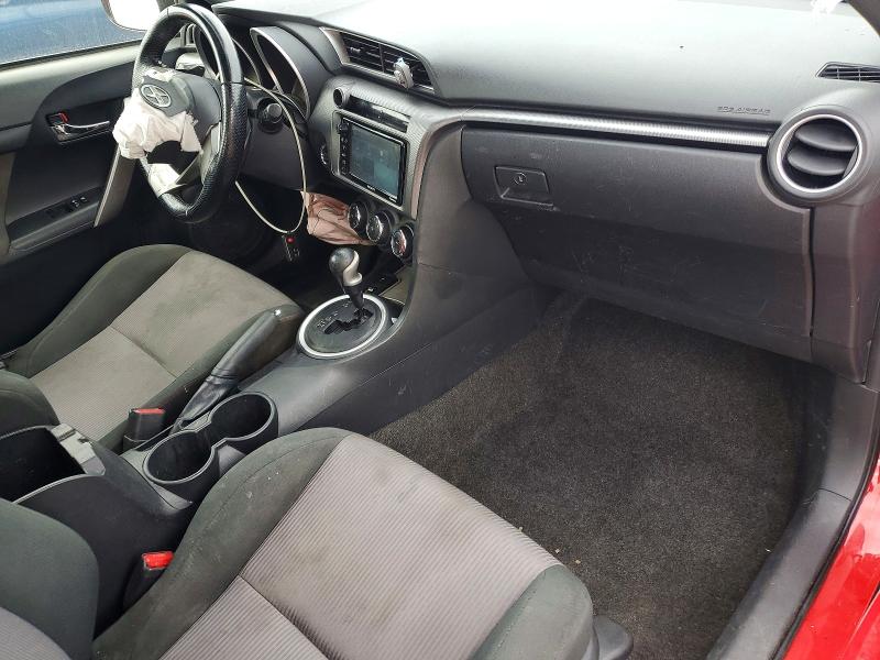 Photo 8 from auction – 2016 TOYOTA SCION TC with VIN JTKJF5C73GJ024573