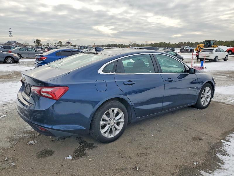 Photo 3 from auction – 2019 CHEVROLET MALIBU with VIN 1G1ZD5ST3KF128922