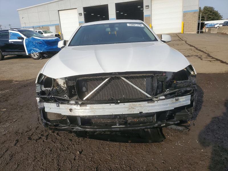 Photo 5 from auction – 2013 BMW 528 XI with VIN WBAXH5C50DDW14716