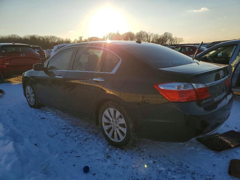 Photo 2 from auction – 2014 HONDA ACCORD with VIN 1HGCR2F89EA164345