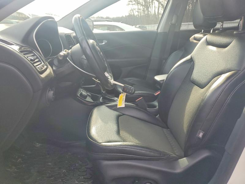 Фото 7 с аукциона – 2018 JEEP COMPASS LA с VIN 3C4NJDBB3JT301567
