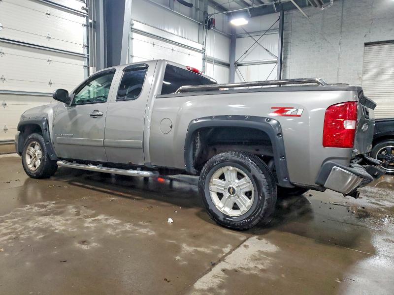 Photo 2 from auction – 2008 CHEVROLET SILVERADO with VIN 1GCEK19078E153658