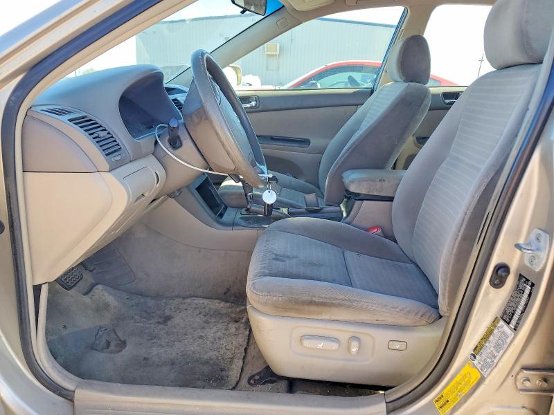 Photo 7 from auction – 2005 TOYOTA CAMRY LE with VIN 4T1BE30K05U045934
