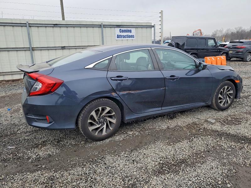 Photo 3 from auction – 2016 HONDA CIVIC with VIN 19XFC2F56GE225525