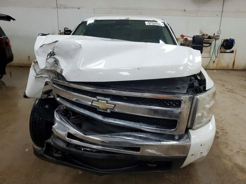 Photo 5 from auction – 2011 CHEVROLET SILVERADO with VIN 3GCPKSEAXBG143994
