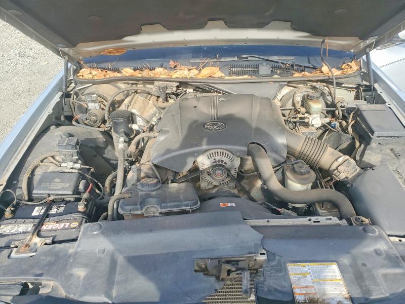 Photo 11 from auction – 2001 FORD CROWN VICT with VIN 2FAFP74W21X105788