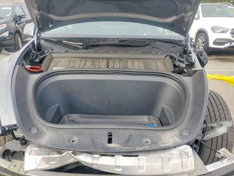 Photo 11 from auction – 2025 TESLA MODEL Y with VIN 7SAYGAEE6SF278921