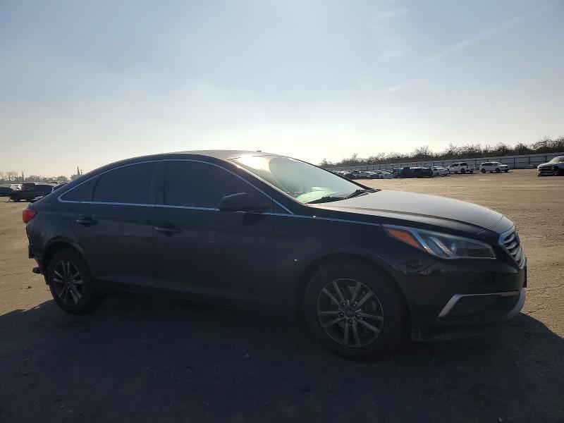 Photo 4 from auction – 2017 HYUNDAI SONATA with VIN 5NPE24AF0HH568774