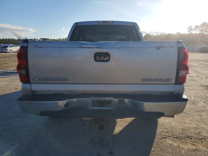 Photo 6 from auction – 2004 CHEVROLET SILVERADO with VIN 2GCEC13TX41305850