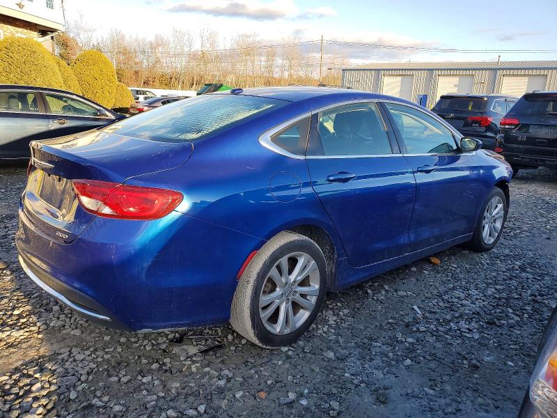 Photo 3 from auction – 2015 CHRYSLER 200 LIMITE with VIN 1C3CCCAB1FN675054