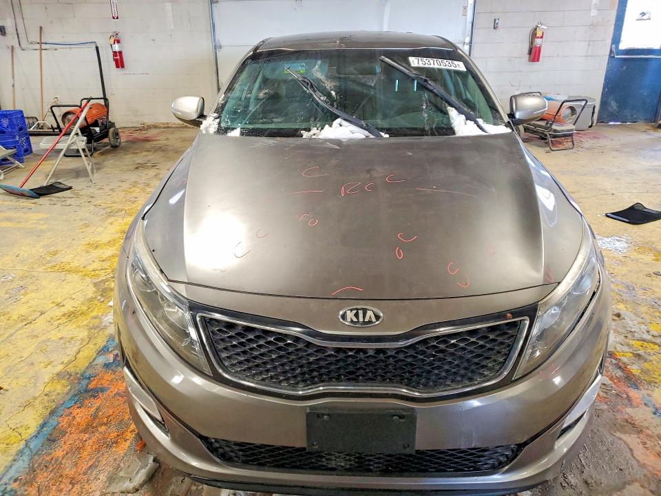 Foto 5 de la subasta – 2015 KIA OPTIMA con VIN 5XXGM4A72FG502814