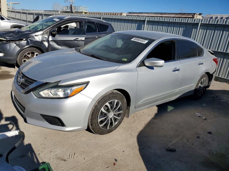 NISSAN ALTIMA 2017 with VIN 1N4AL3AP5HN310013 - Photo from auction