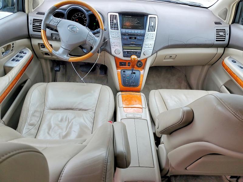 Photo 8 from auction – 2005 LEXUS RX 330 with VIN 2T2HA31U25C081630
