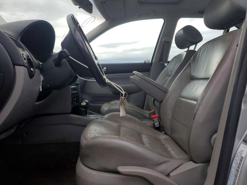 Photo 7 from auction – 2004 VOLKSWAGEN JETTA with VIN 3VWSK69M54M014875