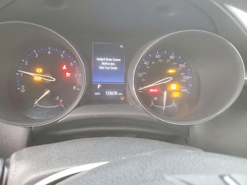 Photo 9 from auction – 2019 TOYOTA C-HR with VIN JTNKHMBX2K1049082