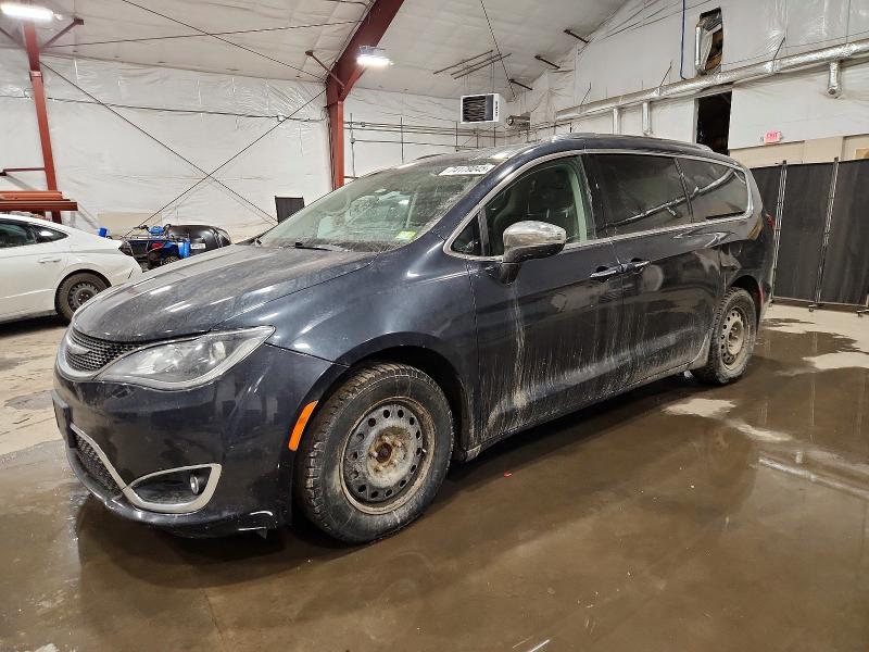 CHRYSLER PACIFICA 2020 with VIN 2C4RC1GG2LR272602 - Photo from auction