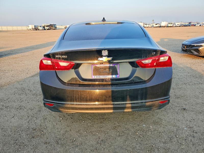 Photo 6 from auction – 2018 CHEVROLET MALIBU LT with VIN 1G1ZD5ST1JF239239