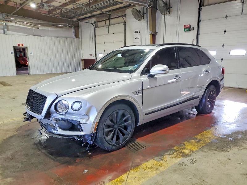 Фото 1 с аукциона – 2018 BENTLEY BENTAYGA с VIN SJAAC2ZV6JC017487