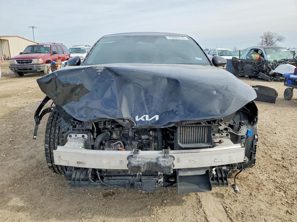 Photo 5 from auction – 2023 KIA K5 with VIN 5XXG64J21PG209843