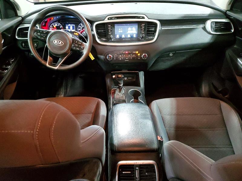 Photo 8 from auction – 2018 KIA SORENTO LX with VIN 5XYPG4A32JG351238