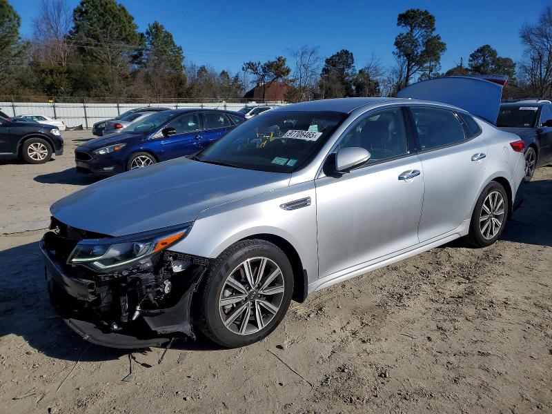 KIA OPTIMA 2019 with VIN 5XXGU4L10KG368470 - Photo from auction
