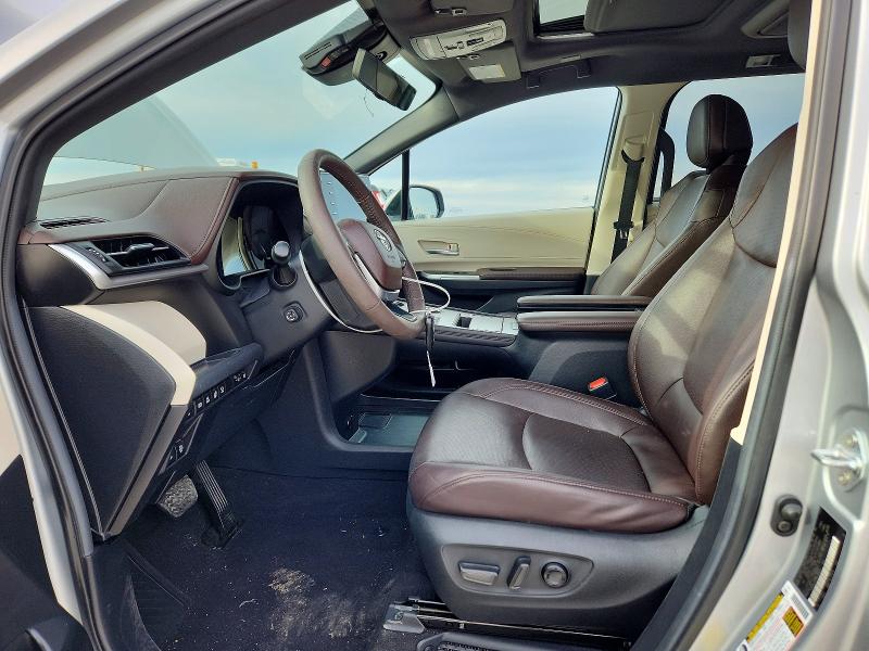 Photo 7 from auction – 2024 TOYOTA SIENNA LIM with VIN 5TDERKEC2RS185947