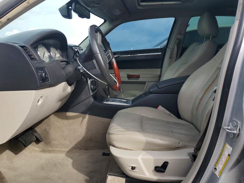 Photo 7 from auction – 2007 CHRYSLER 300C with VIN 2C3LA63H97H830131