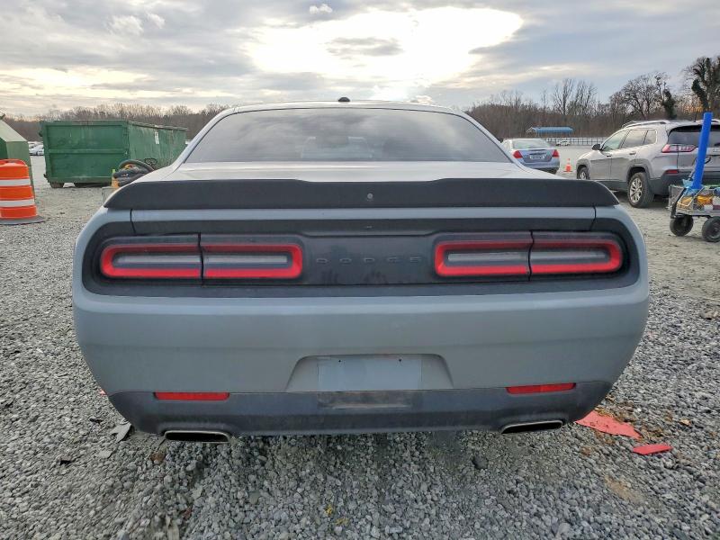 Photo 6 from auction – 2021 DODGE CHALLENGER with VIN 2C3CDZAGXMH577285