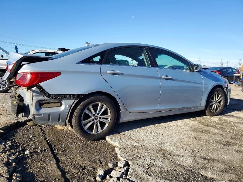 Photo 3 from auction – 2013 HYUNDAI SONATA GLS with VIN 5NPEB4AC8DH785702