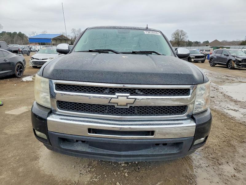 Photo 5 from auction – 2010 CHEVROLET SILVERADO with VIN 1GCSCSE06AZ138563