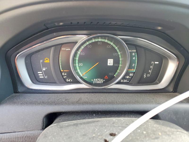 Photo 9 from auction – 2017 VOLVO XC60 with VIN YV440MDU0H2178154