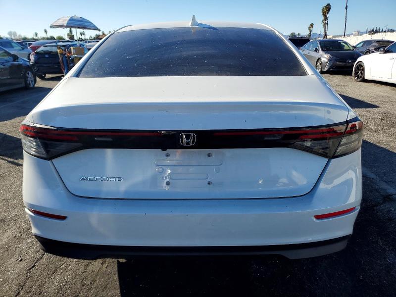Photo 6 from auction – 2024 HONDA ACCORD with VIN 1HGCY1F28RA074635